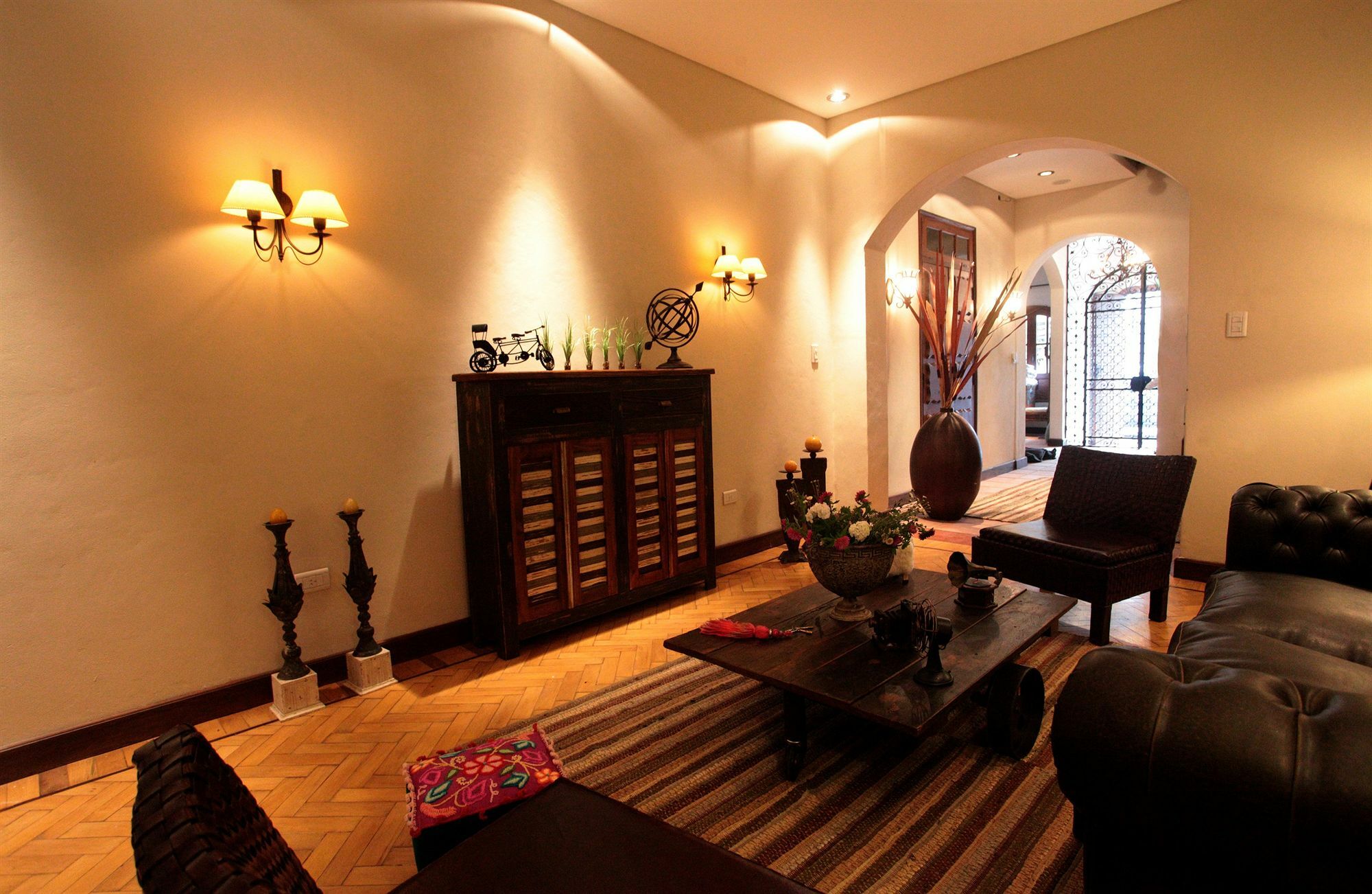 Hotel Boutique Balcon De La Plaza Salta Eksteriør bilde